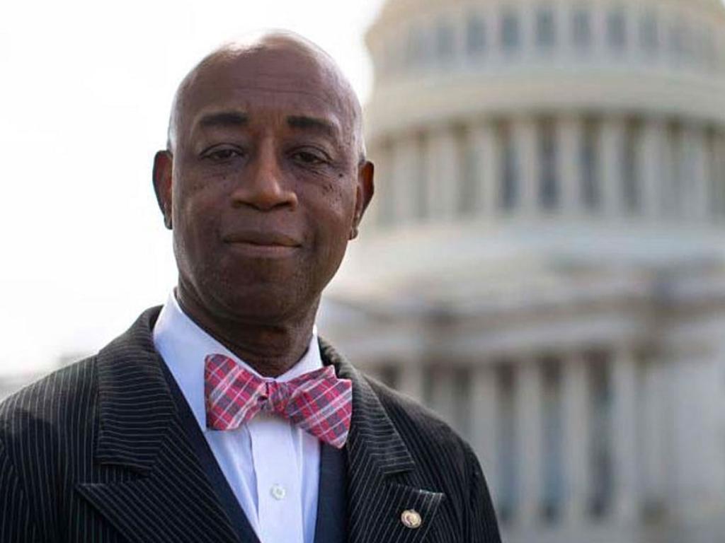 Senate Chaplain Barry Black Says God Can Overcome Party Differences ...